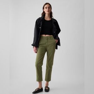 Gap Women’s Khakis 16P Black Mid Rise Downtown Khakis Petite NWT New